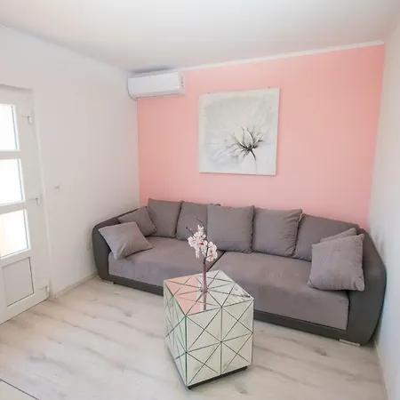 Apartman Ksenija Kovacic Stanici Exterior photo